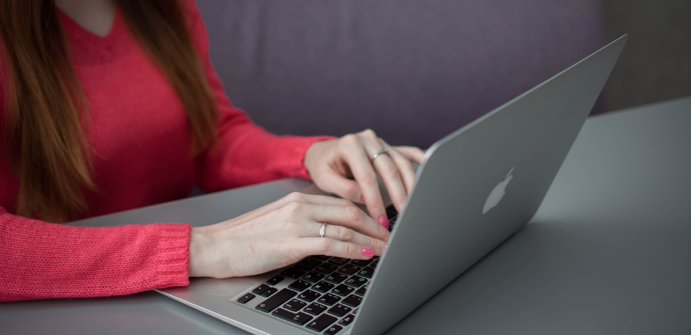 プロに依頼すべき？自作すべき？判断基準